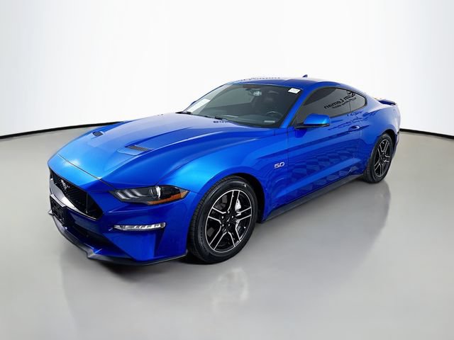 Used 2020 Ford Mustang GT Premium RWD image 3