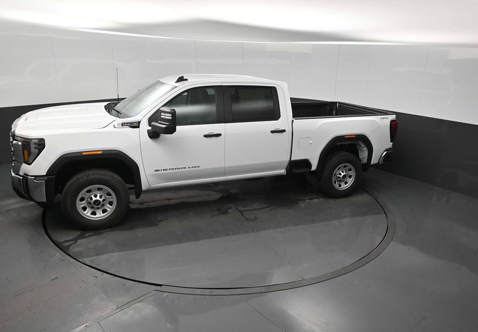 New 2026 GMC Sierra 2500 Pro w/ Convenience Package AWD/4WD image 13