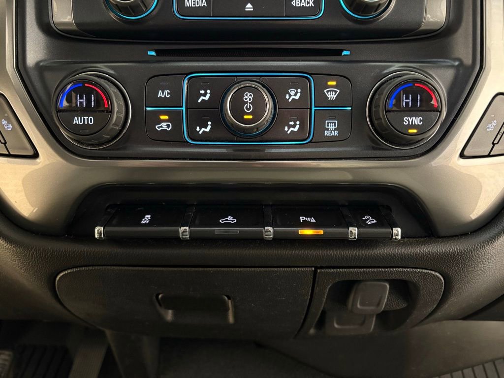 Used 2019 Chevrolet Silverado 1500 LT w/ All Star Edition image 28
