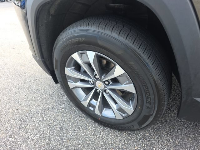 Used 2025 Chevrolet Equinox LT w/ Convenience Package II AWD/4WD image 13