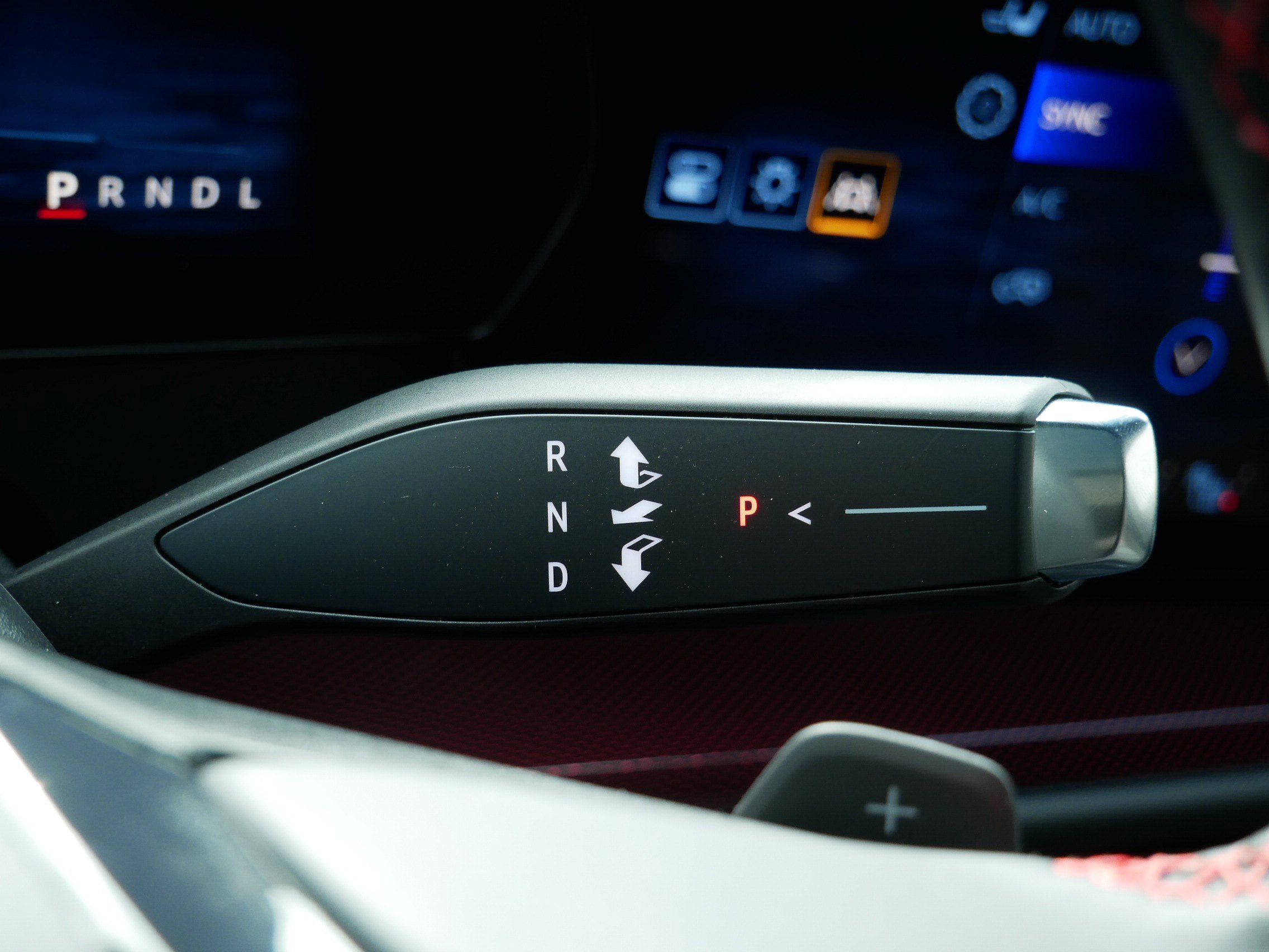 Used 2024 Chevrolet Traverse RS image 24