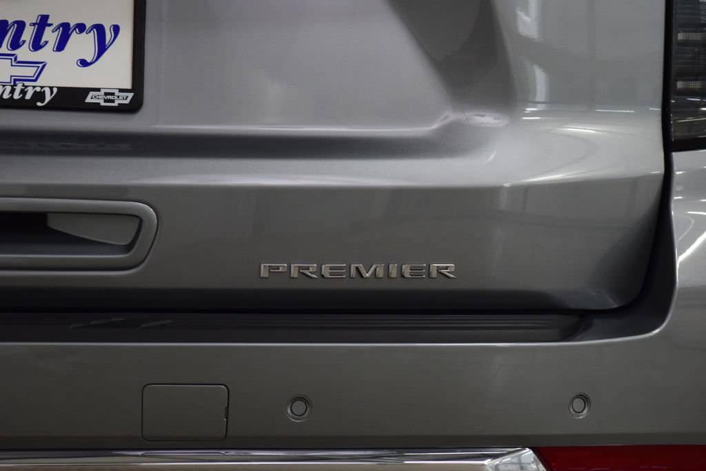 New 2026 Chevrolet Suburban Premier AWD/4WD image 22