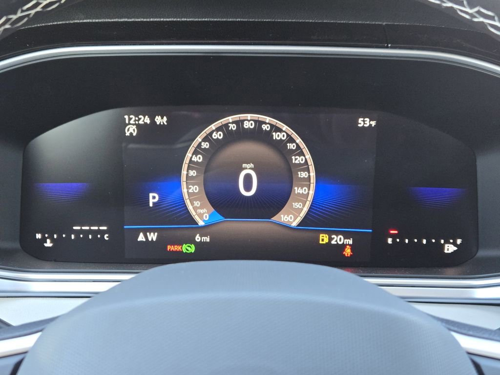 New 2026 Volkswagen Taos SE image 13