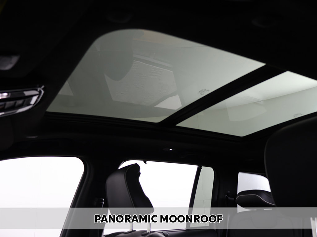 Used 2023 Jeep Grand Cherokee Summit AWD/4WD image 4