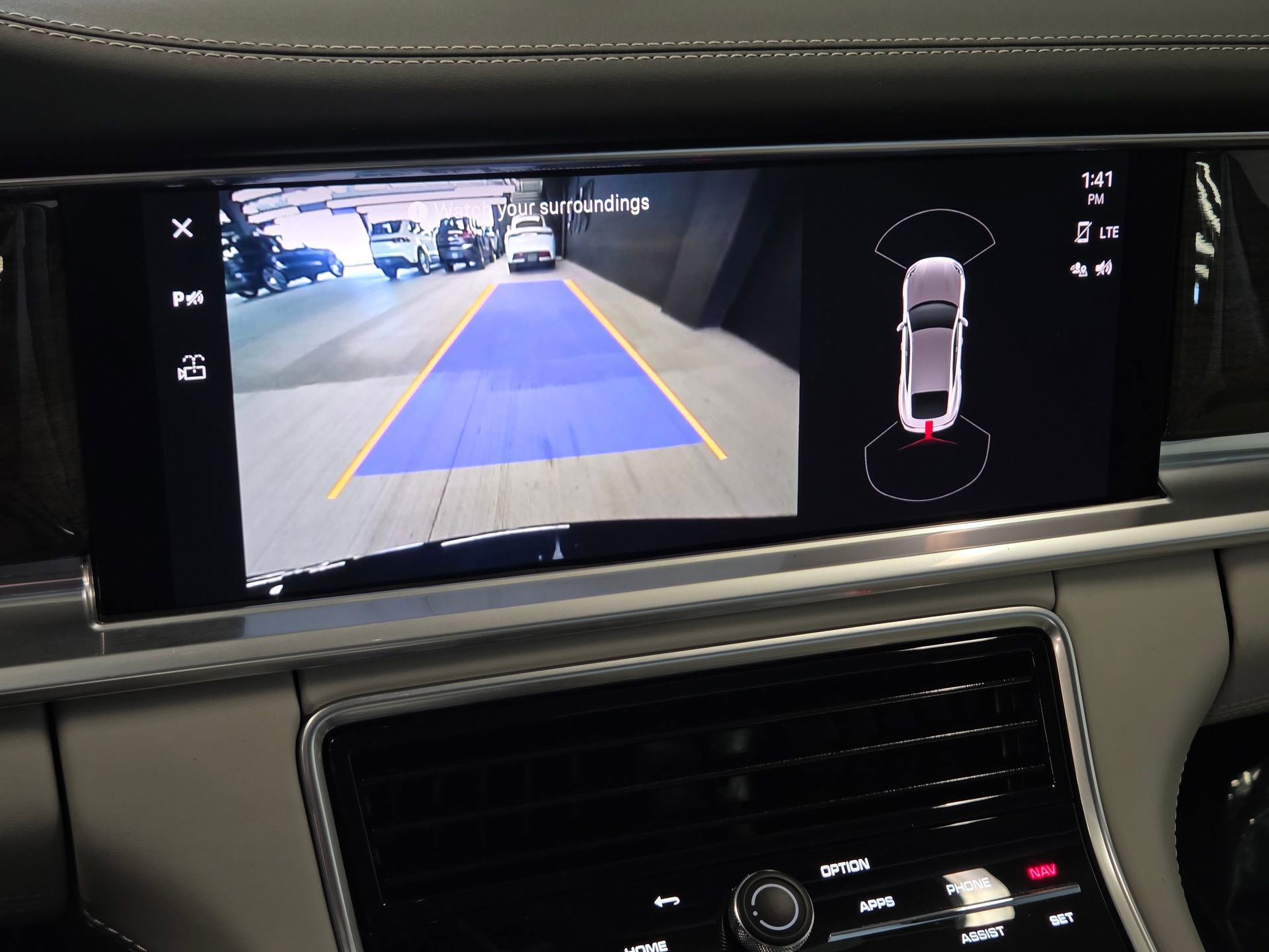 Certified 2023 Porsche Panamera 4 Platinum Edition image 24