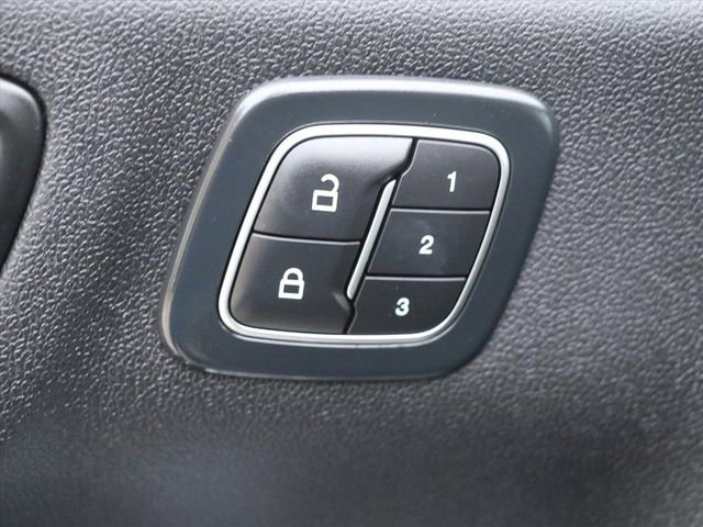 Used 2024 Ford Escape Platinum image 26