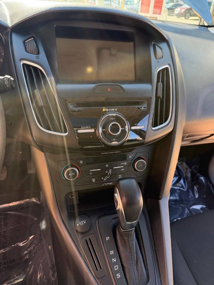Used 2018 Ford Focus SEL image 27