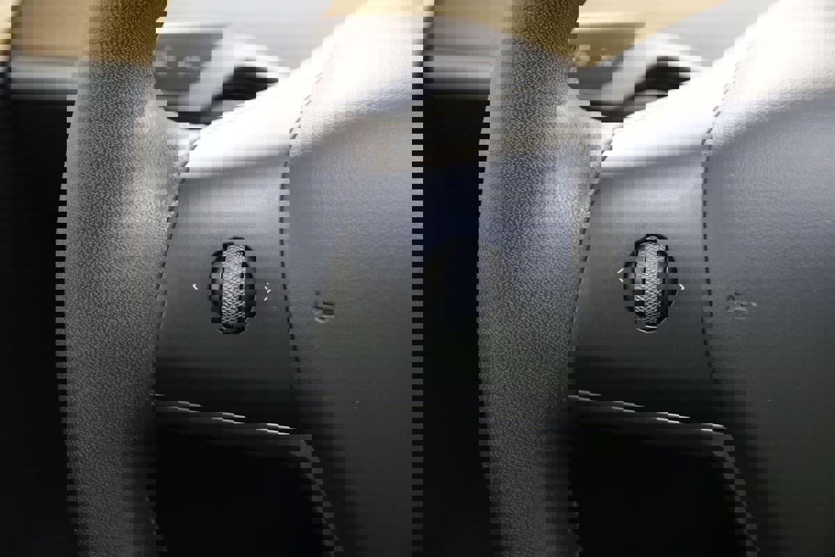 Used 2023 Tesla Model Y Long Range image 33