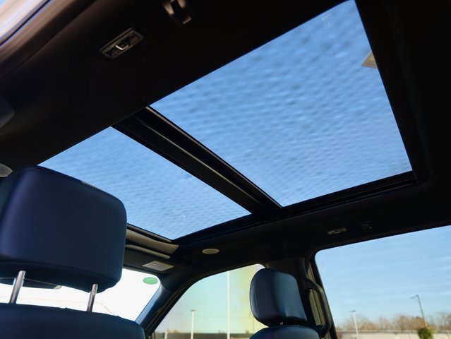 Used 2024 Ford F150 Platinum image 34