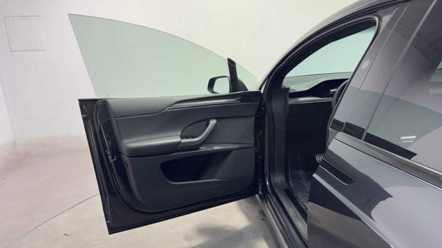 Used 2024 Tesla Model X AWD/4WD image 13