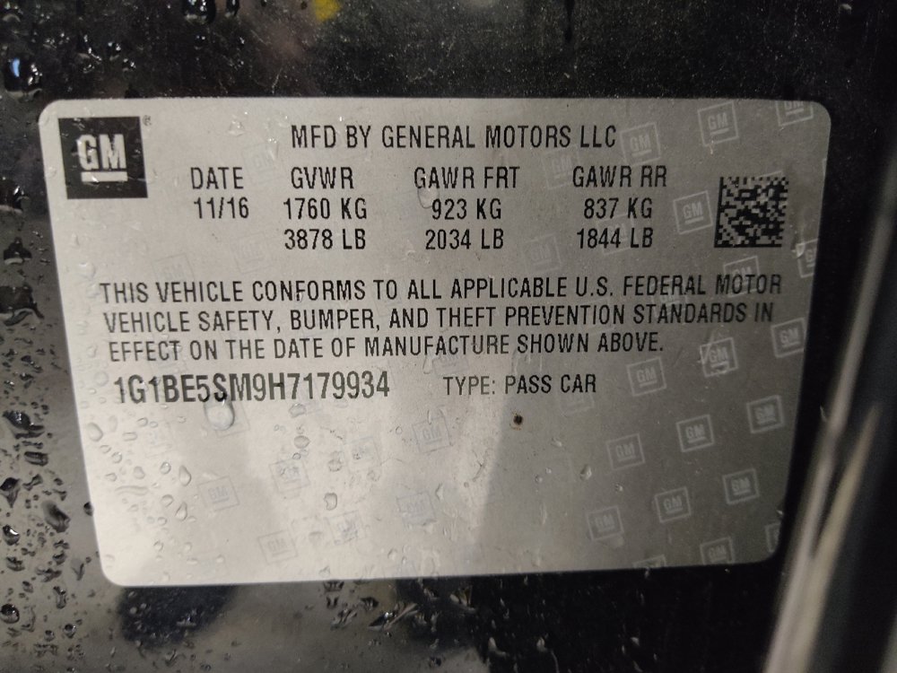 Used 2017 Chevrolet Cruze LT w/ Sun And Sound Package FWD image 33