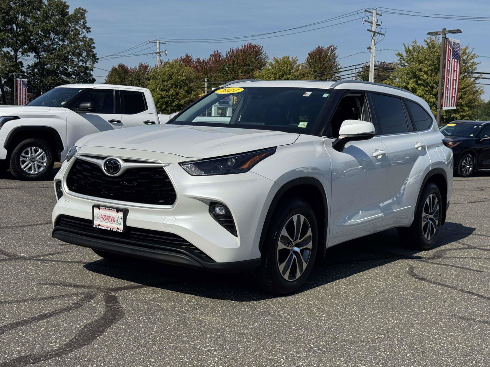 Used 2024 Toyota Highlander XLE