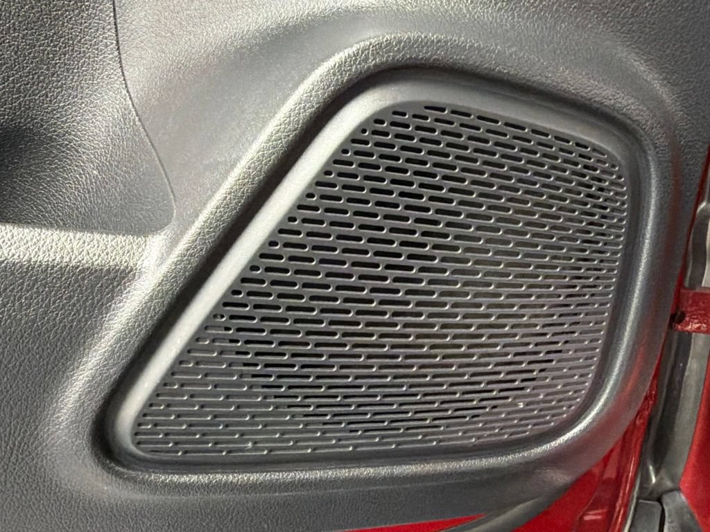 Used 2022 Mercedes-Benz GLB 35 AMG 4MATIC image 23