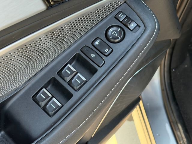 Used 2024 Acura MDX SH-AWD w/ Technology Package image 19