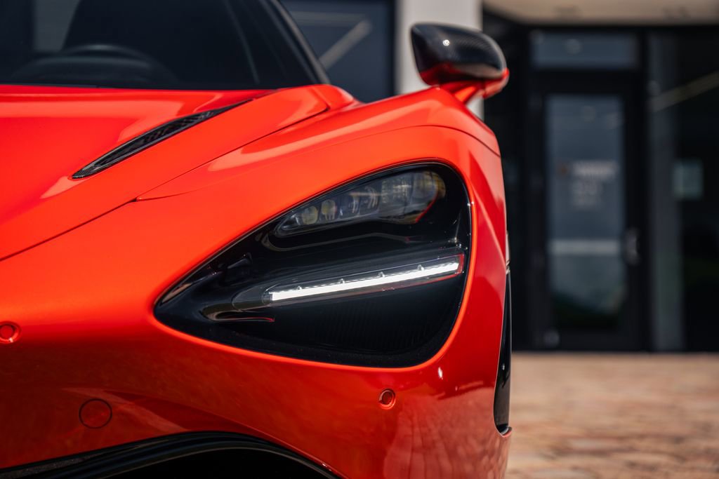 Used 2021 McLaren 720S Performance RWD image 10