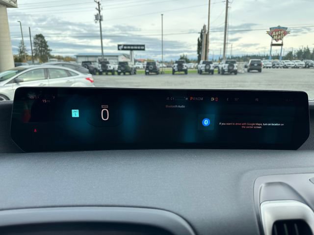 New 2025 Ford Expedition Active image 14