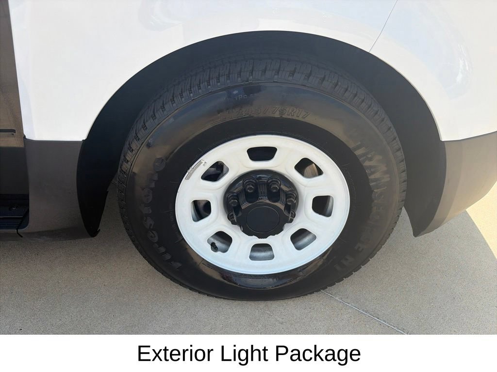 Used 2023 Chevrolet Brightdrop 600 w/ Active Safety Package 2 AWD/4WD image 17