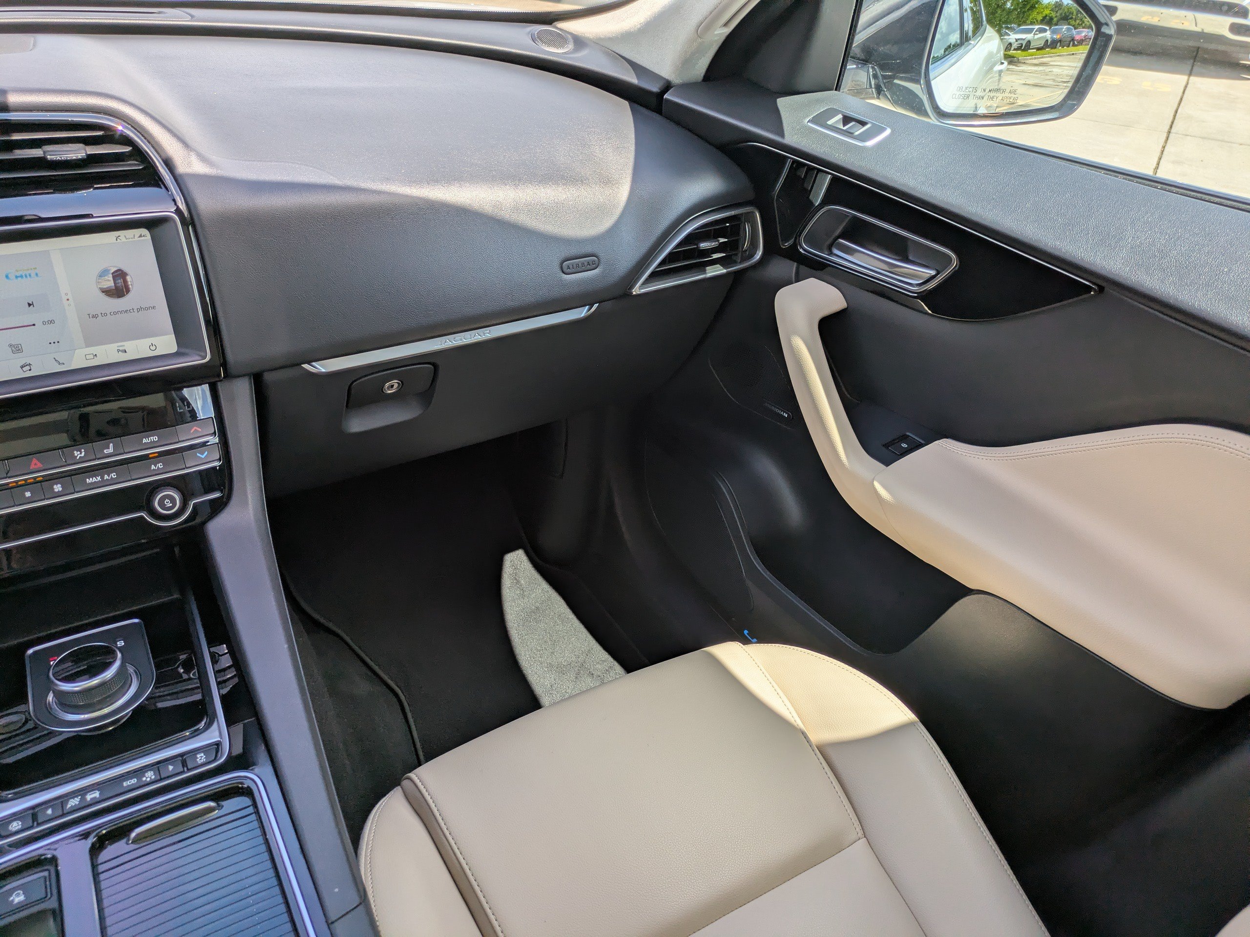 Used 2020 Jaguar F-PACE Premium AWD/4WD image 16