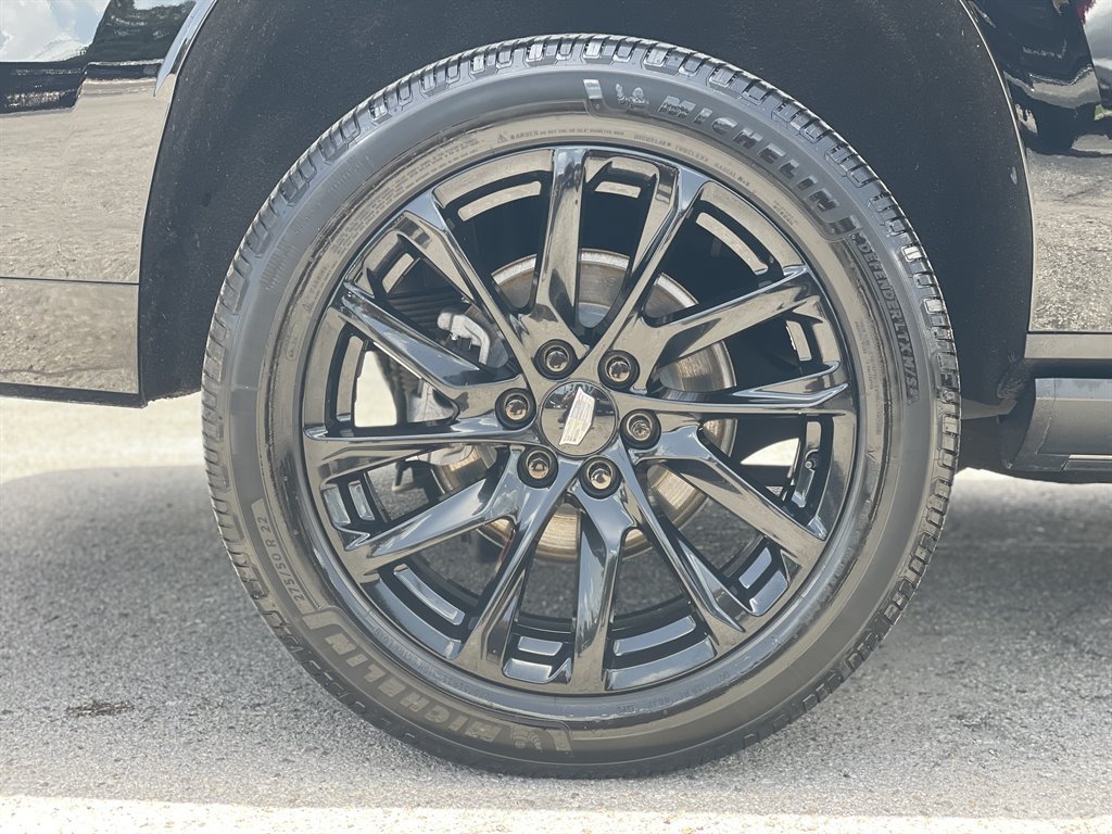 Used 2021 Cadillac Escalade ESV Sport w/ Driver Assist Tech Package AWD/4WD image 43