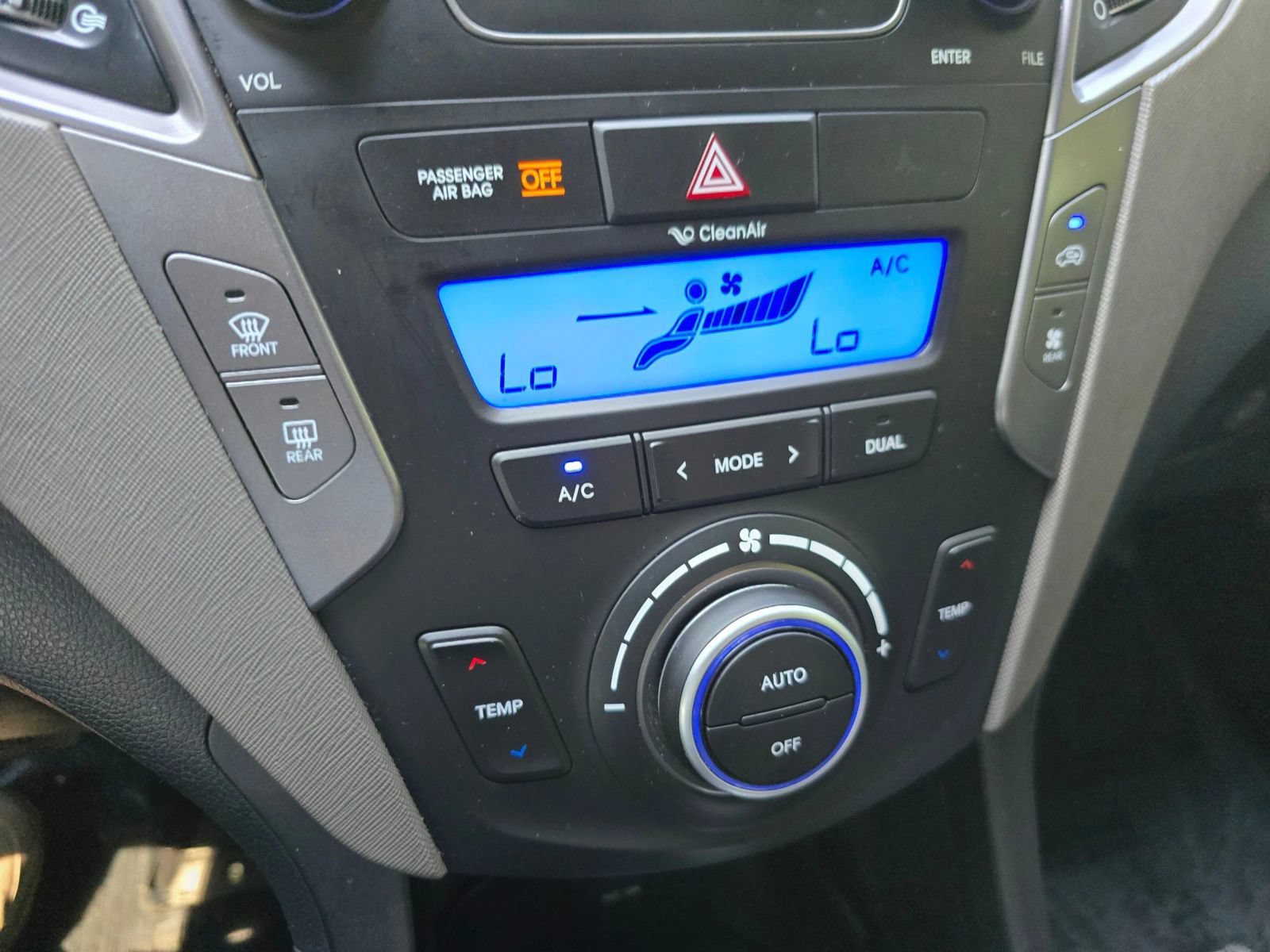 Used 2013 Hyundai Santa Fe Limited AWD/4WD image 33