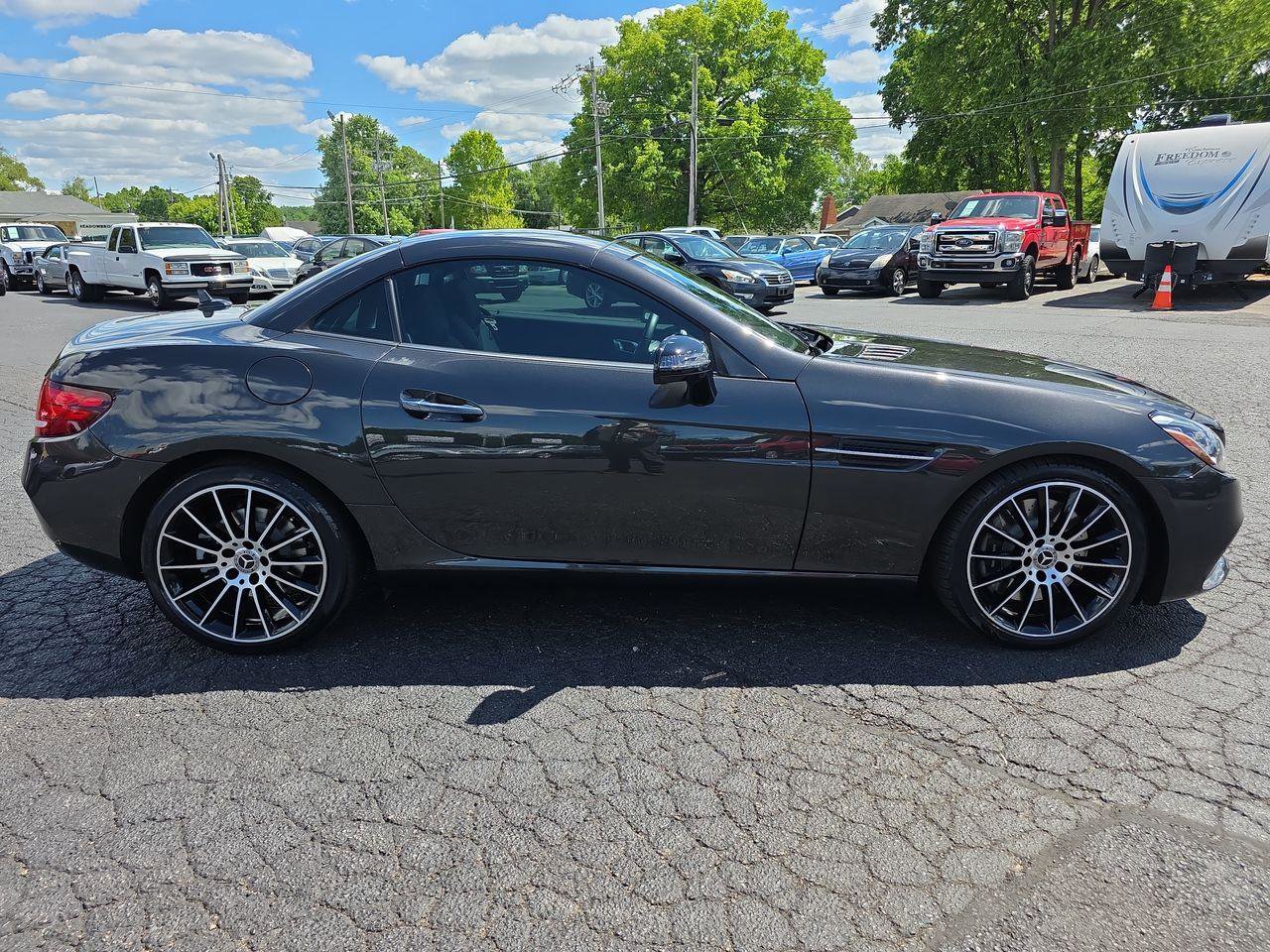 Used 2019 Mercedes-Benz SLC 300 image 21