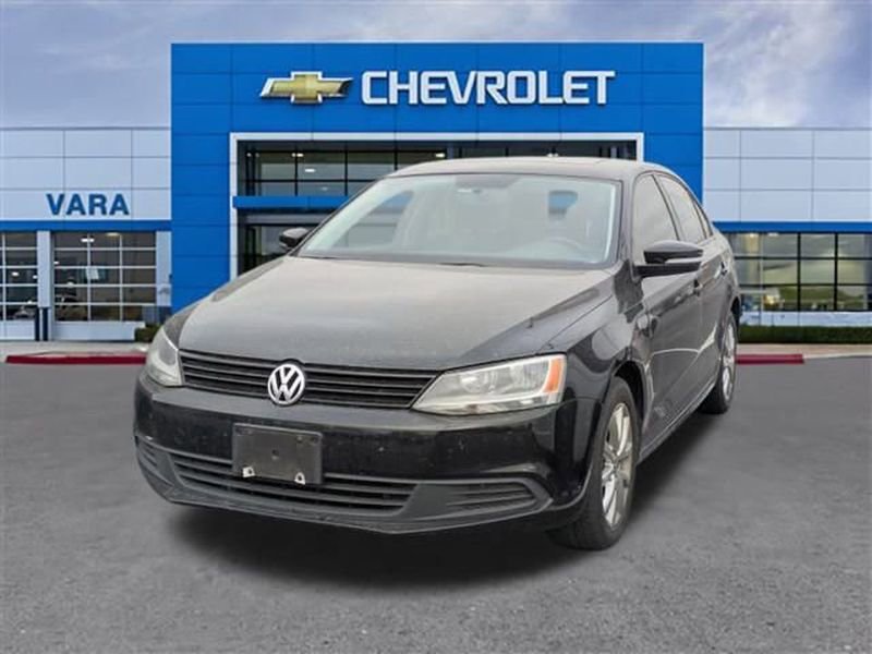 Used 2011 Volkswagen Jetta SE image 1
