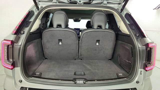 New 2026 Volvo EX90 Ultra AWD/4WD image 39