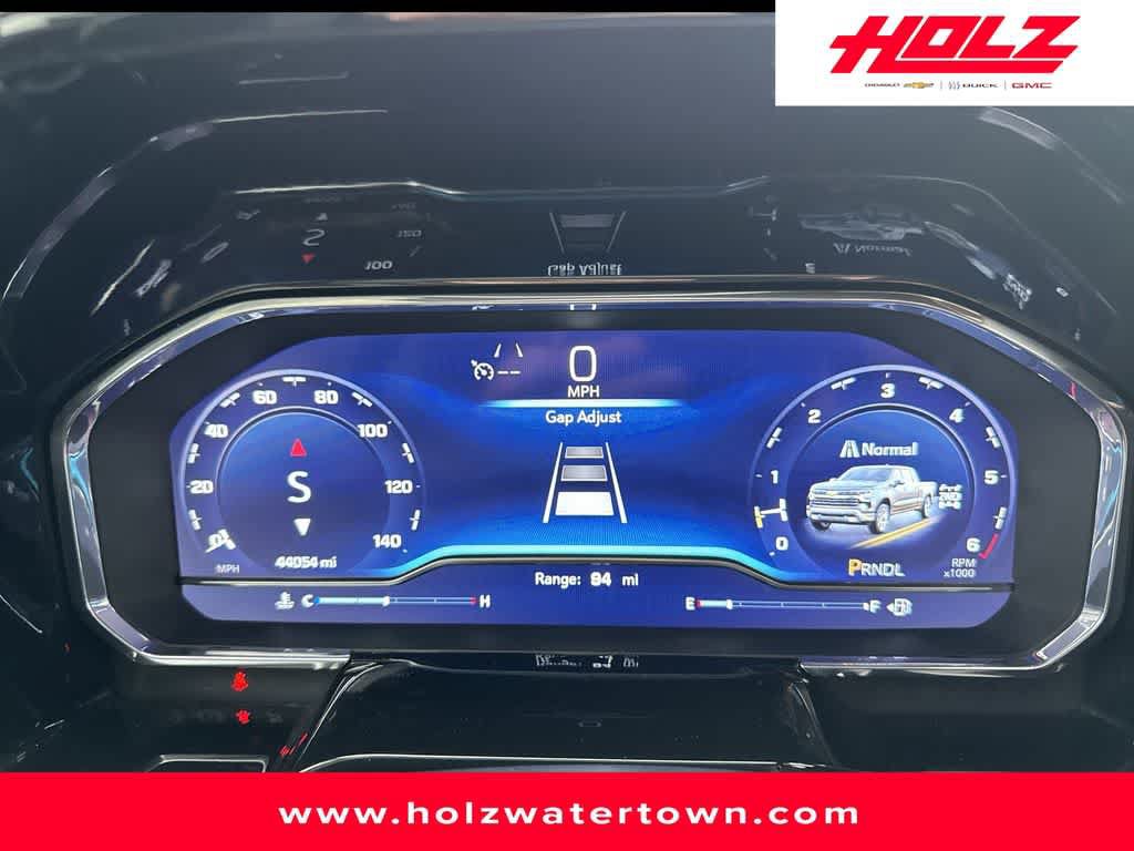 Certified 2025 Chevrolet Silverado 1500 LT AWD/4WD image 24