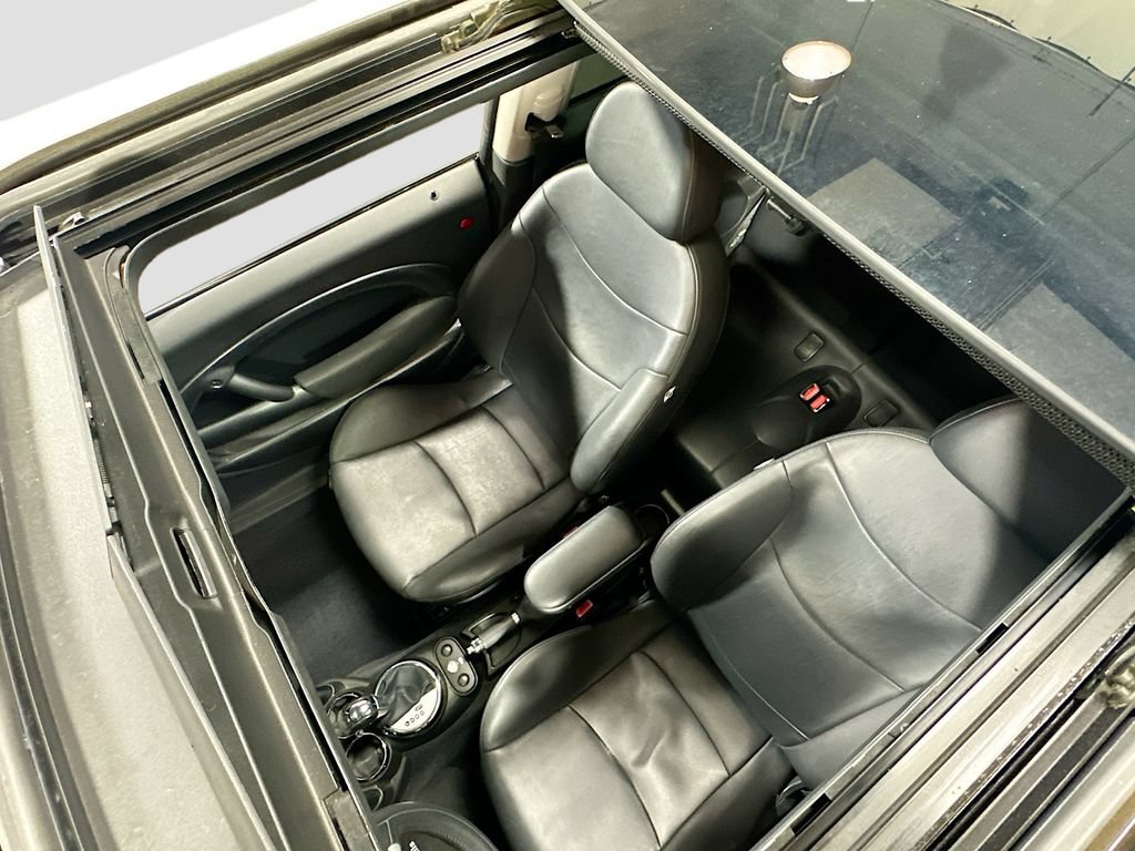 Used 2006 MINI Cooper Hardtop FWD image 20