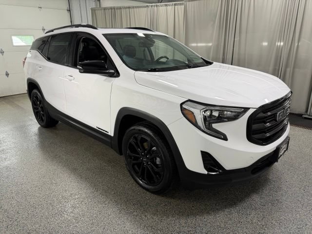 Used 2021 GMC Terrain SLT w/ Elevation Edition AWD/4WD image 3