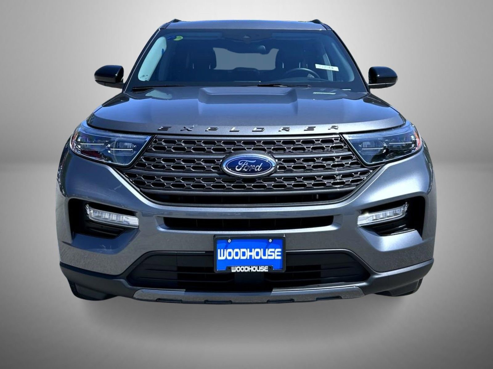 Used 2023 Ford Explorer XLT w/ Equipment Group 202A AWD/4WD image 2