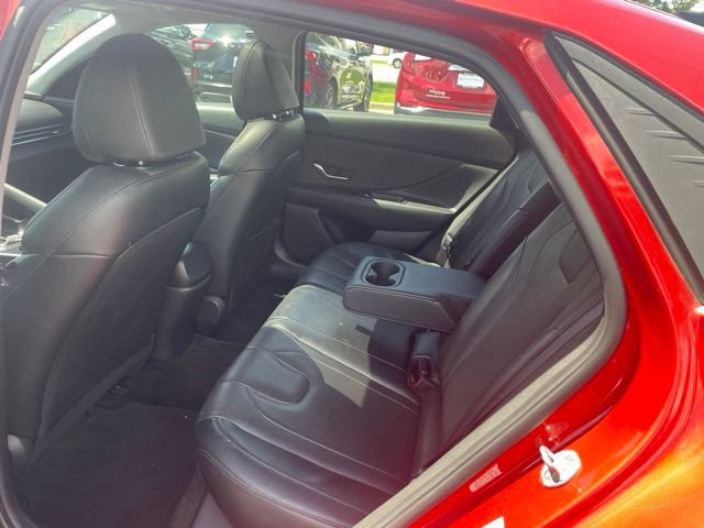 Used 2021 Hyundai Elantra Limited FWD image 7
