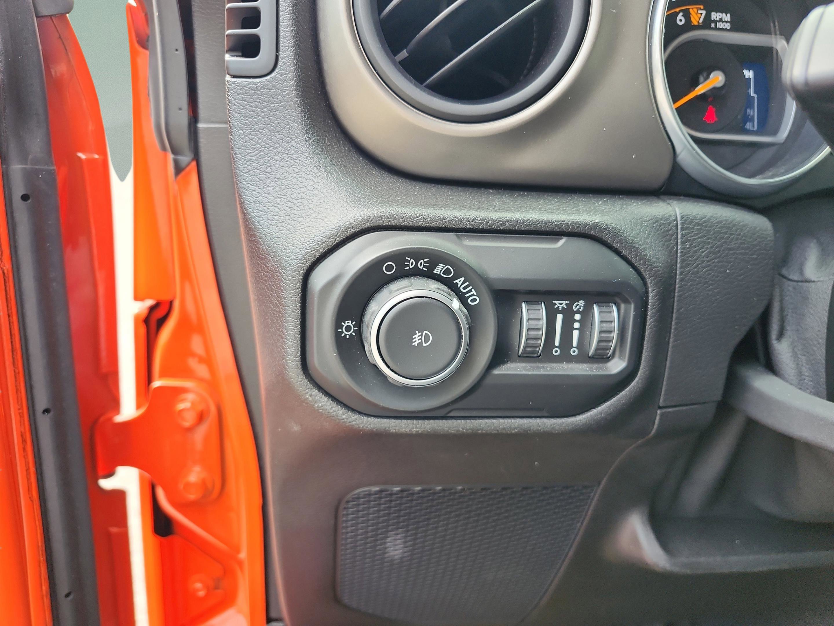 Used 2019 Jeep Wrangler Unlimited Sport S image 15