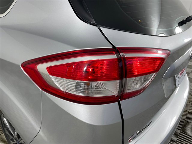 Used 2017 Ford C-MAX Titanium image 18