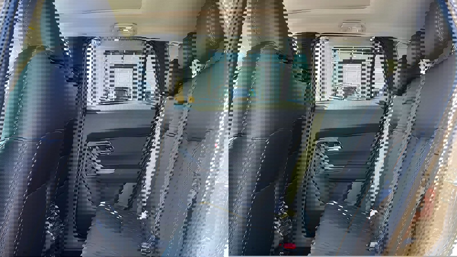 Used 2025 MAZDA CX-50 AWD 2.5 Turbo w/ Cargo Package image 21