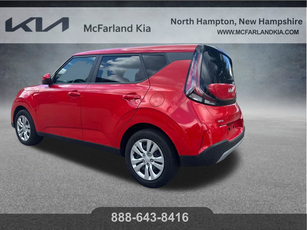 Used 2023 Kia Soul LX image 4