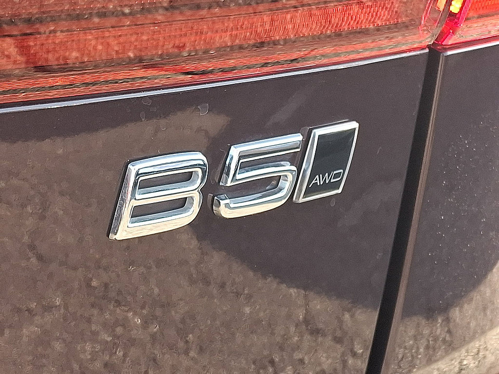 Certified 2025 Ford Explorer Active AWD/4WD image 30