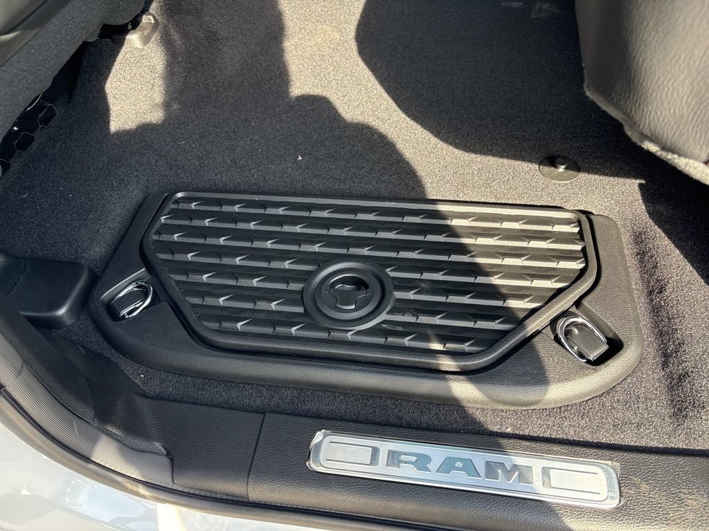 New 2026 RAM 1500 Tungsten AWD/4WD image 39