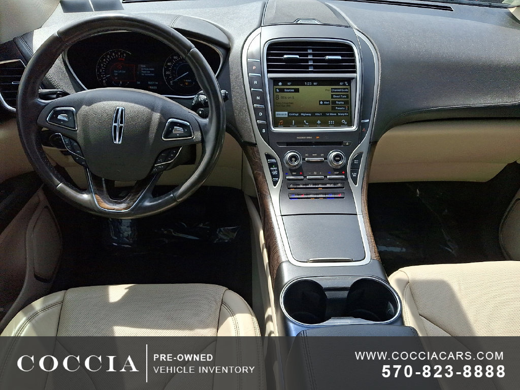 Used 2016 Lincoln MKX Reserve w/ Climate Package AWD/4WD image 11