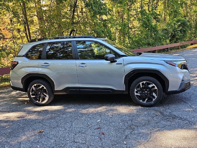 New 2026 Subaru Forester Premium AWD/4WD image 2