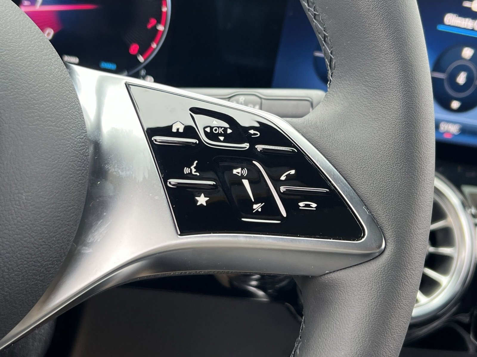 New 2026 Mercedes-Benz GLA 250 4MATIC image 29