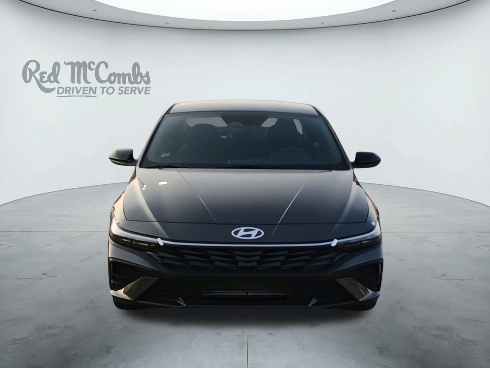 New 2025 Hyundai Elantra Sport image 8