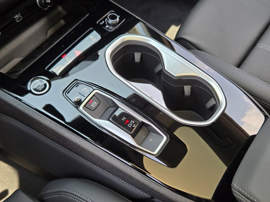 New 2026 Audi A6 Premium Plus AWD/4WD image 25