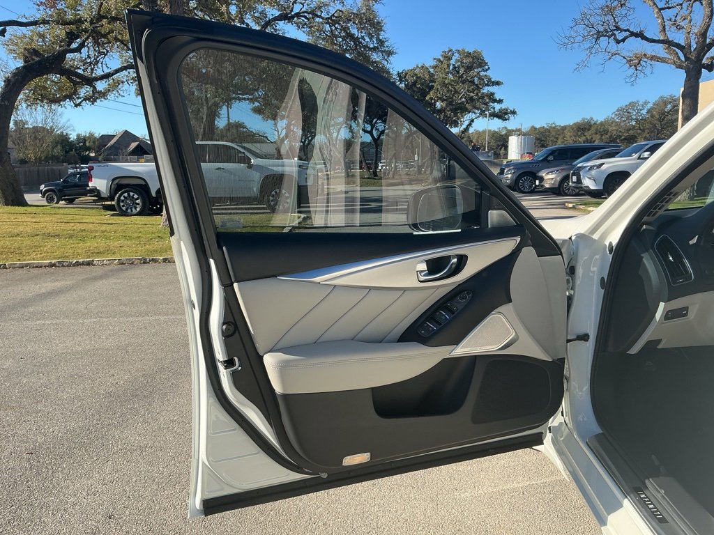 Used 2021 INFINITI Q50 Luxe w/ Seat & Sound Package image 23