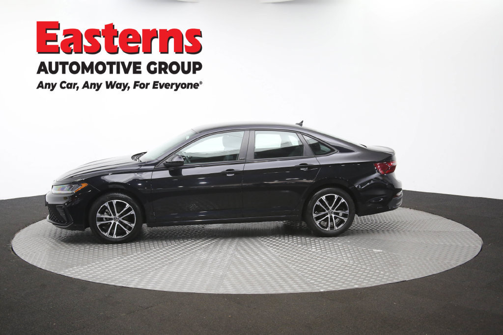 Used 2025 Volkswagen Jetta Sport FWD image 60