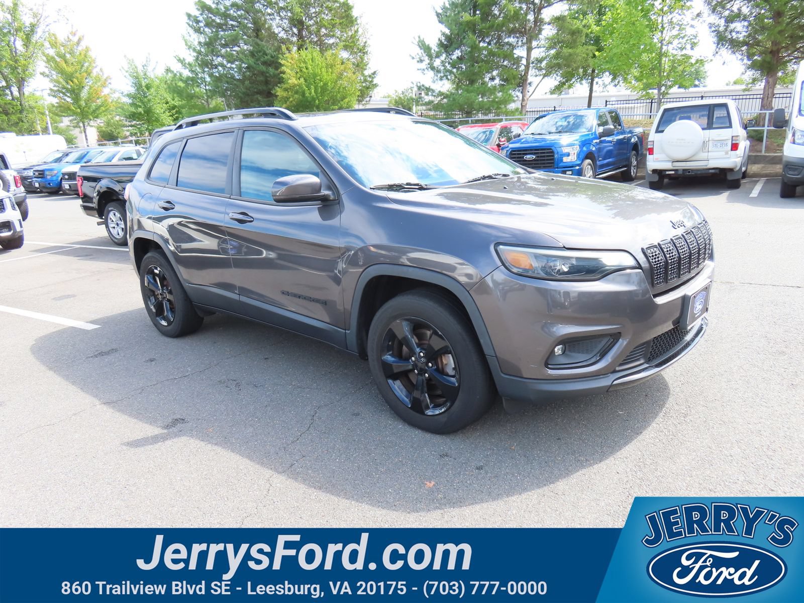 Used 2019 Jeep Cherokee Latitude Plus AWD/4WD image 1