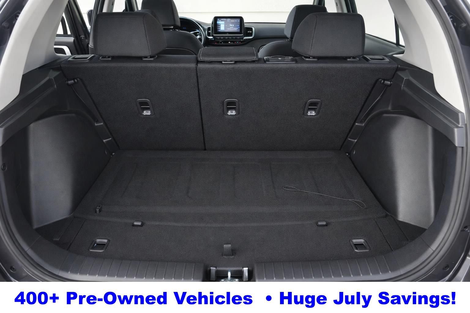 Used 2025 Hyundai Venue SEL FWD image 16