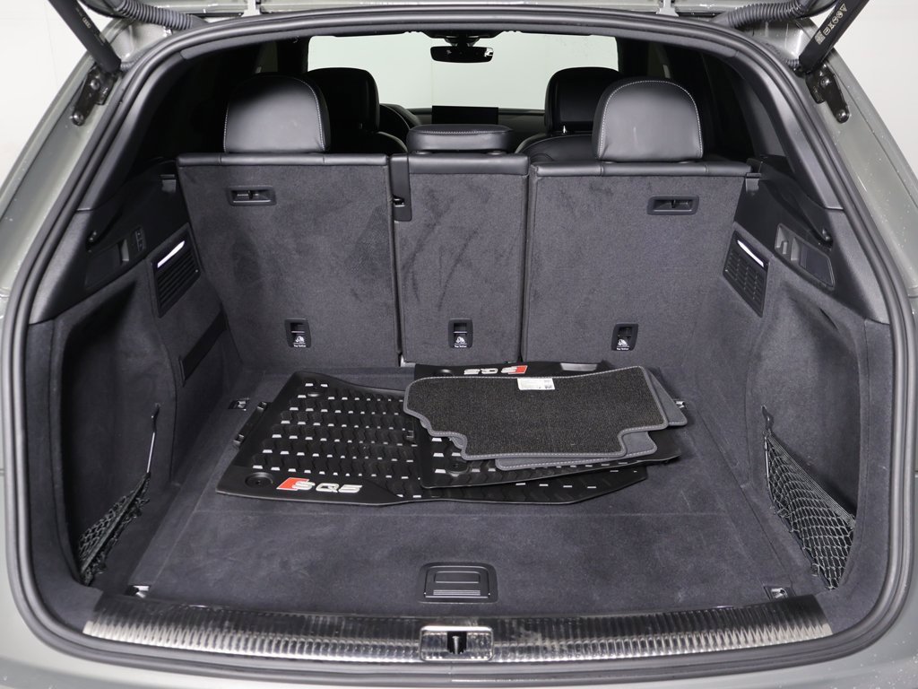 Used 2023 Audi SQ5 Prestige w/ Prestige Package image 19