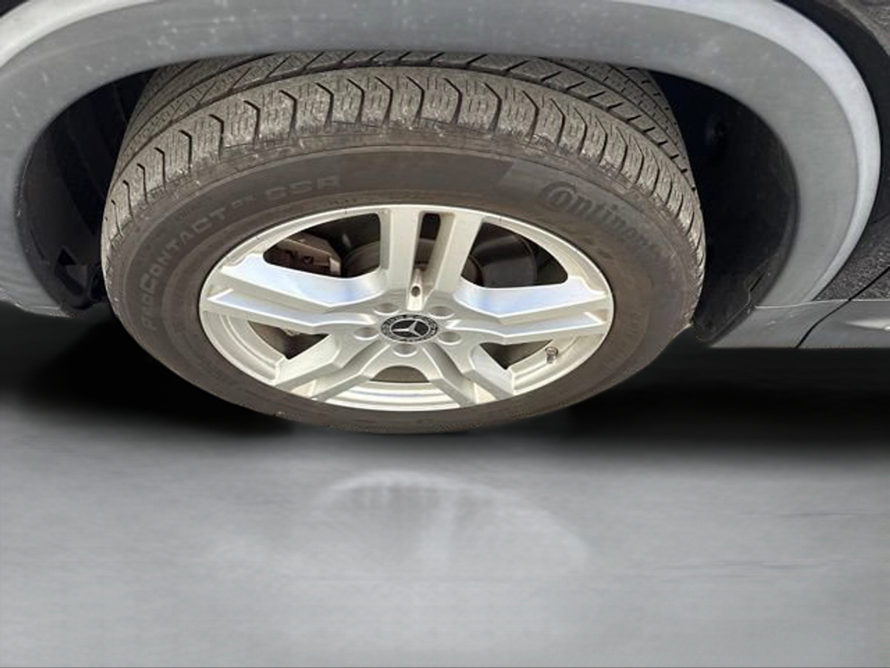 Used 2023 Mercedes-Benz GLB 250 4MATIC image 11