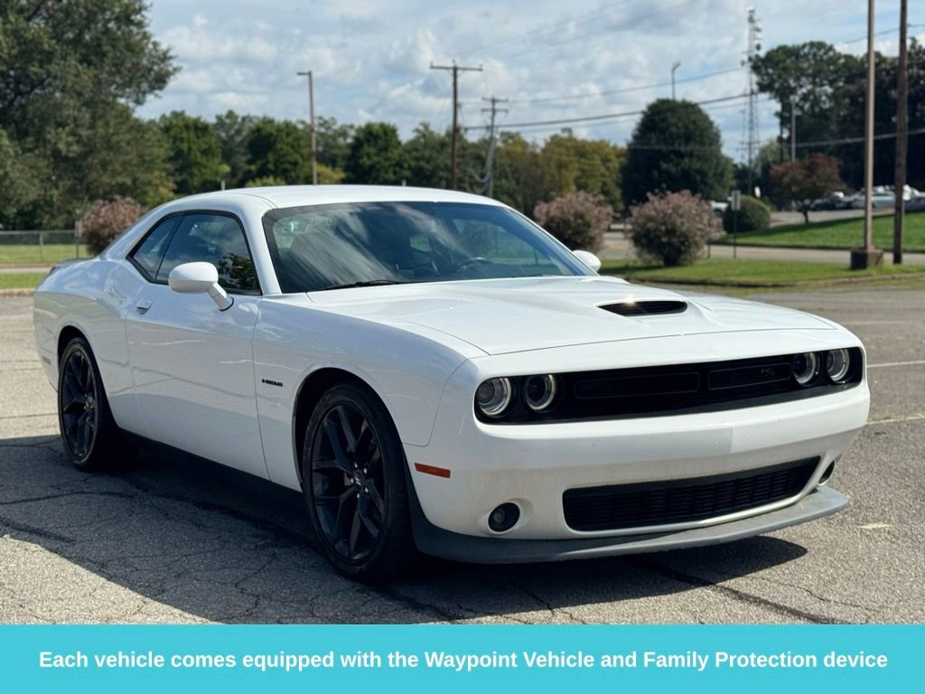 Used 2022 Dodge Challenger R/T w/ Blacktop Package image 12